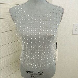 Haute Monde Young Contemporary Sleeveless Mesh Rhinestones Faux Pearls Top Large